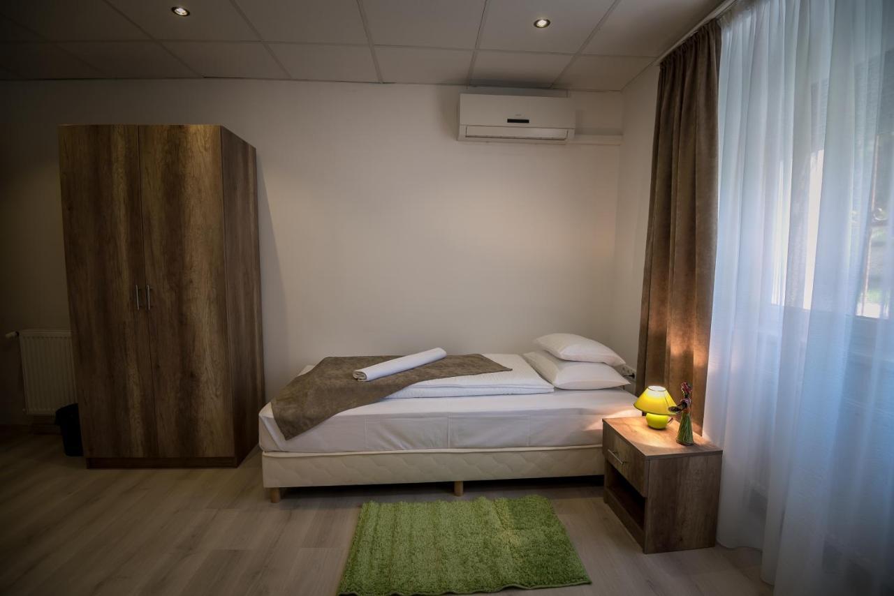 Mokka Apartman Σέγκεντ Εξωτερικό φωτογραφία